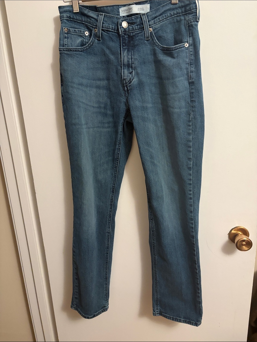 Signature by Levi Strauss & Co. S67 Athletic Fit Jeans 30x32